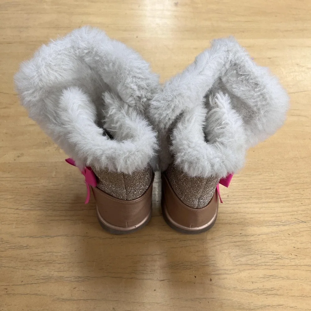 Juicy Couture Snow Boots Girls Size 3 Gold‎ Glitter Faux Fur Lined Pink Bows